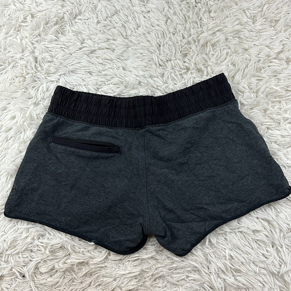 Lululemon Blissed Out Short II Heathered Black / Black / Black - Picture 3 of 5